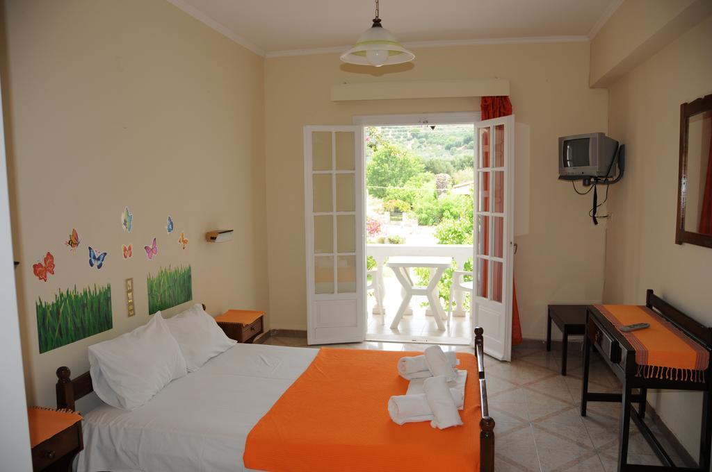 Vicky'S Garden Apartment Kalamákion Екстериор снимка