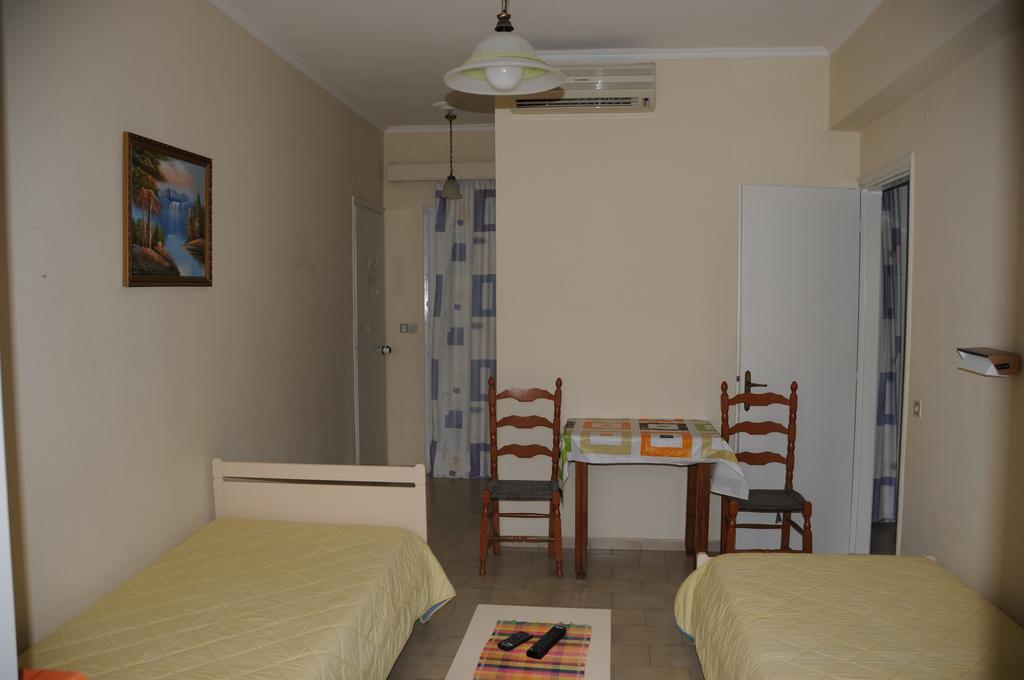 Vicky'S Garden Apartment Kalamákion Екстериор снимка
