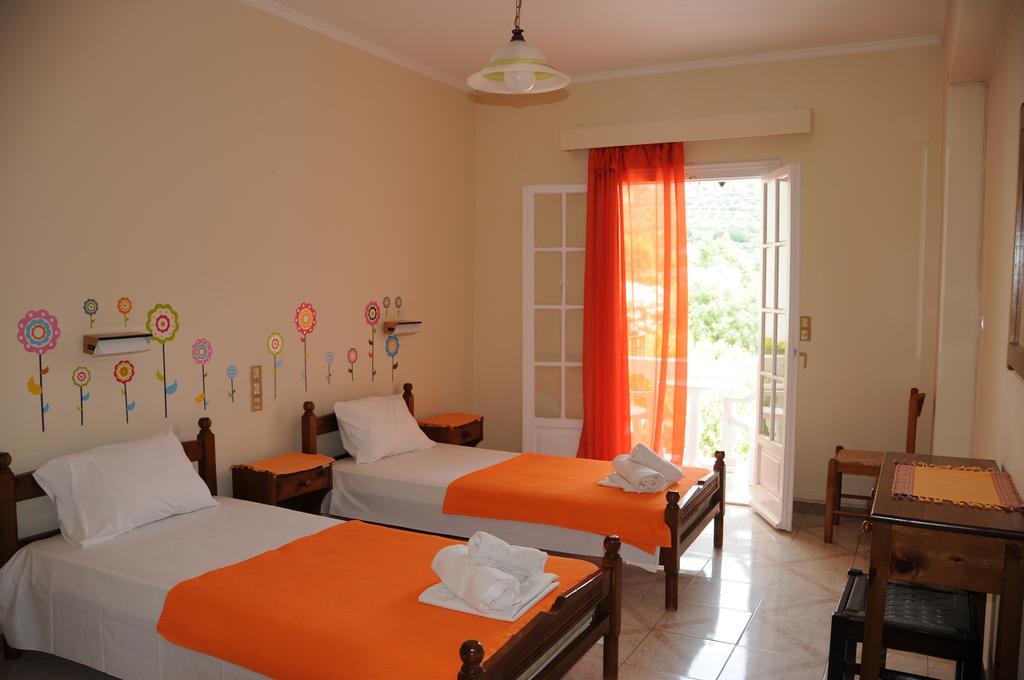 Vicky'S Garden Apartment Kalamákion Екстериор снимка