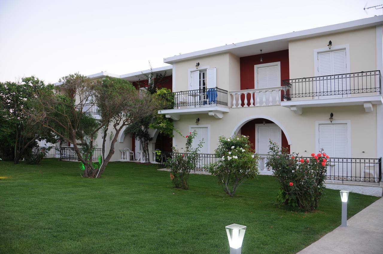 Vicky'S Garden Apartment Kalamákion Екстериор снимка