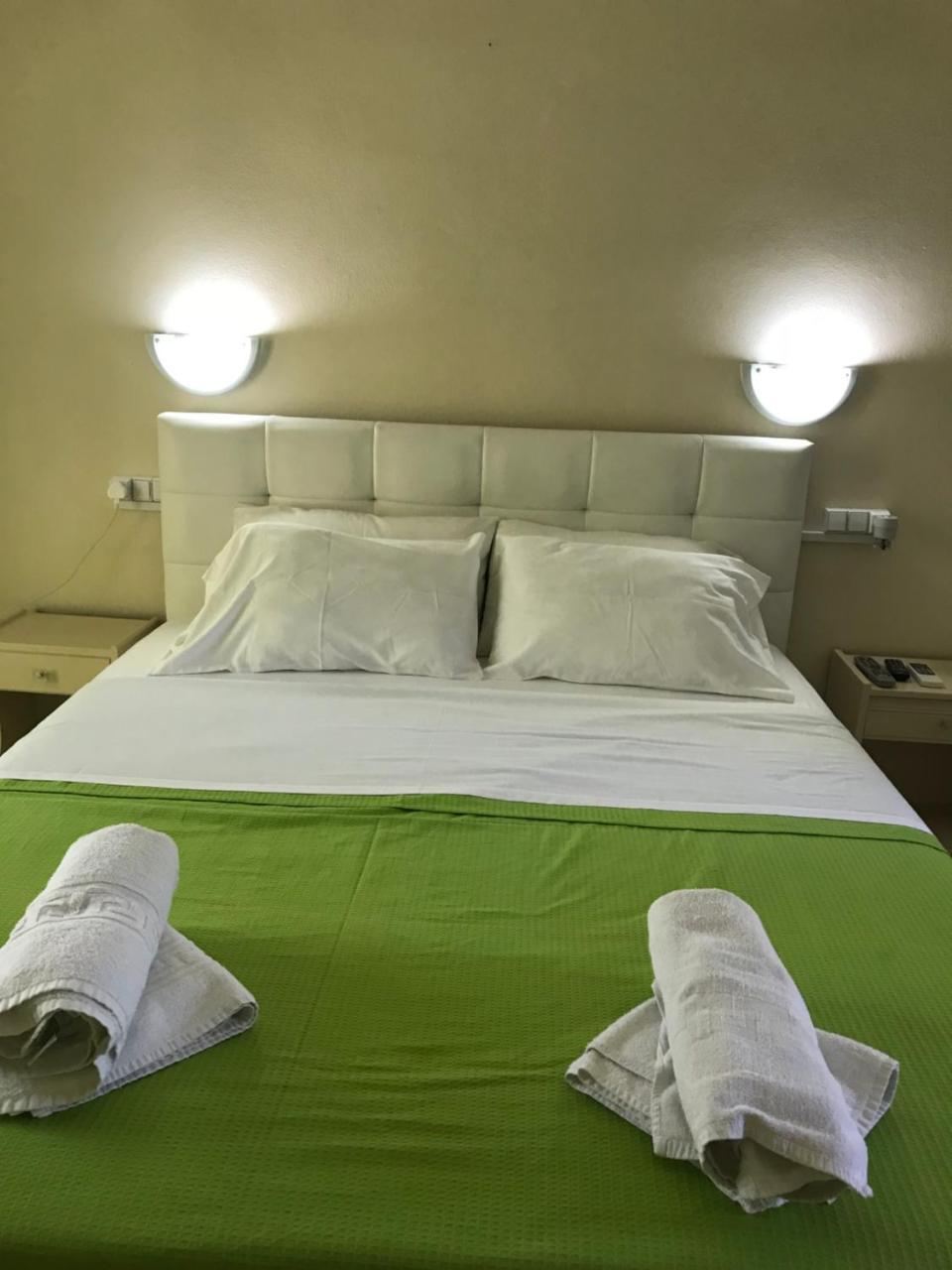 Vicky'S Garden Apartment Kalamákion Екстериор снимка