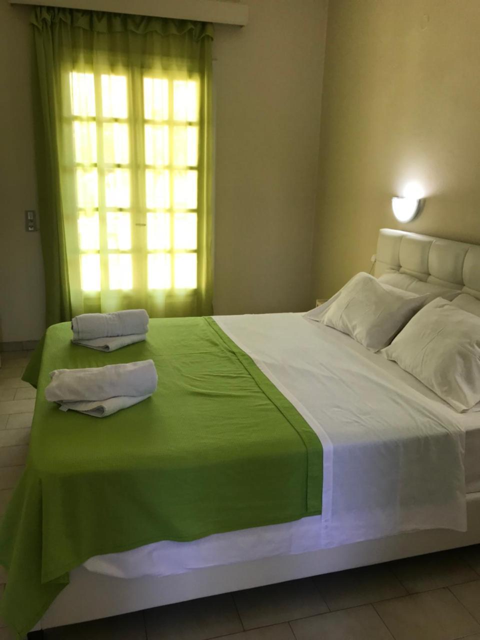 Vicky'S Garden Apartment Kalamákion Екстериор снимка